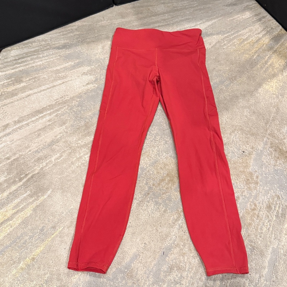 Vuori Studio Pocket Legging size small GRAPEFRUIT Women's Performance EUC